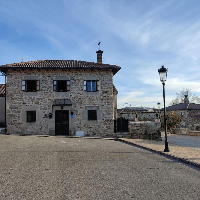 La Casa De La Tina Villa Porquera de Santullan Kültér fotó
